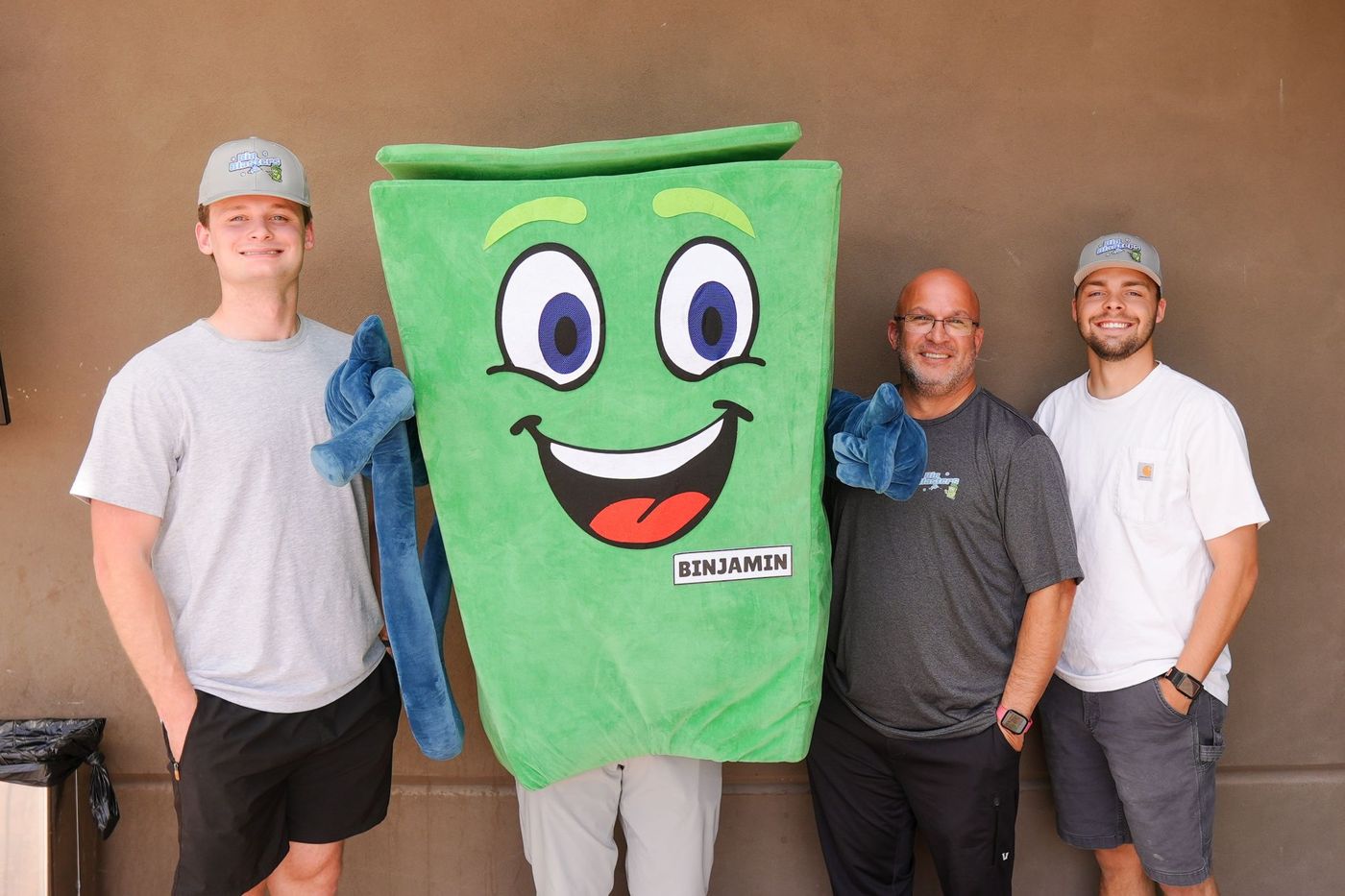 Binjamin the mascot with the team